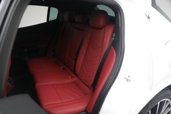 New 2023 Maserati Grecale Trofeo for sale $110,095 at Bentley Greenwich in Greenwich CT 06830 21