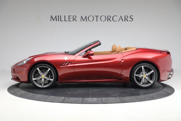 Used 2014 Ferrari California for sale $136,900 at Bentley Greenwich in Greenwich CT 06830 3