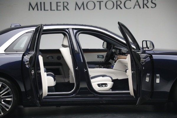 Used 2021 Rolls-Royce Ghost for sale $299,900 at Bentley Greenwich in Greenwich CT 06830 26