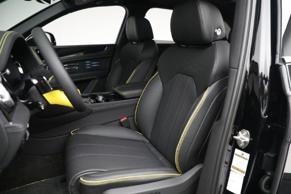 New 2023 Bentley Bentayga EWB V8 for sale $270,600 at Bentley Greenwich in Greenwich CT 06830 20
