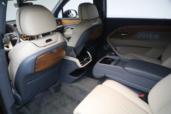 Used 2023 Bentley Bentayga EWB Azure V8 for sale $267,900 at Bentley Greenwich in Greenwich CT 06830 16