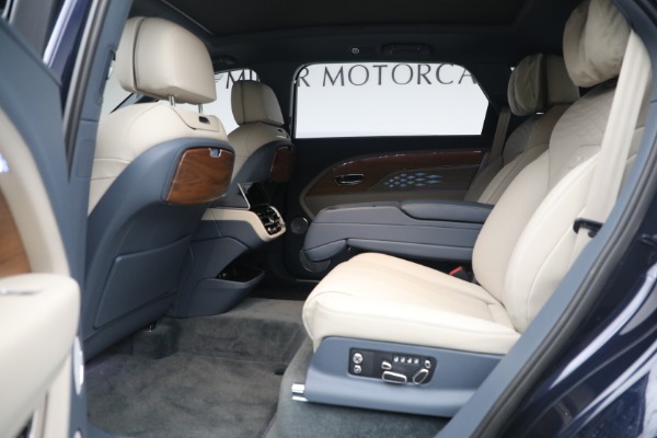 New 2023 Bentley Bentayga EWB Azure V8 for sale $251,900 at Bentley Greenwich in Greenwich CT 06830 17