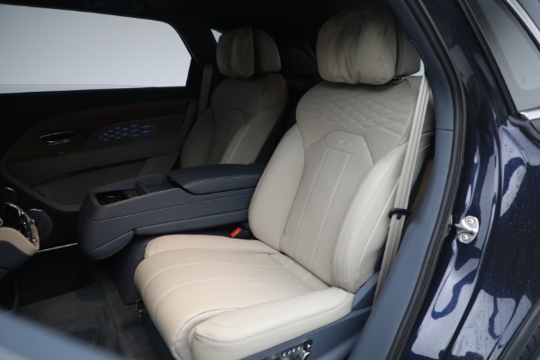 Used 2023 Bentley Bentayga EWB Azure V8 for sale $267,900 at Bentley Greenwich in Greenwich CT 06830 18
