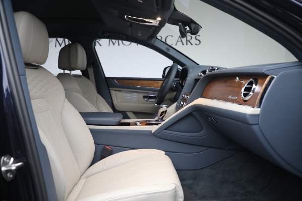 New 2023 Bentley Bentayga EWB Azure V8 for sale $251,900 at Bentley Greenwich in Greenwich CT 06830 22