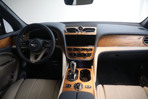 New 2023 Bentley Bentayga EWB Azure V8 for sale $251,900 at Bentley Greenwich in Greenwich CT 06830 25