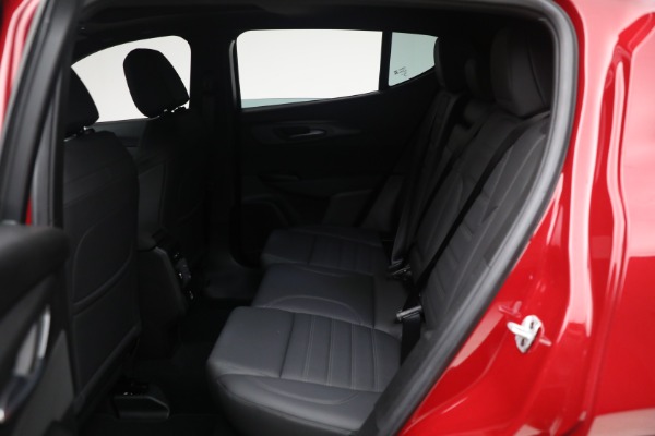 New 2024 Alfa Romeo Tonale Ti for sale $51,290 at Bentley Greenwich in Greenwich CT 06830 25