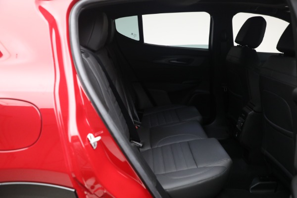 New 2024 Alfa Romeo Tonale Ti for sale $51,290 at Bentley Greenwich in Greenwich CT 06830 27