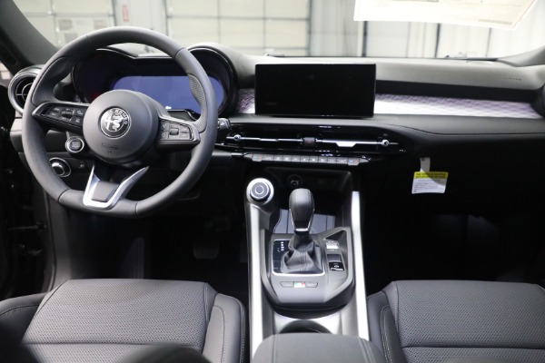 New 2024 Alfa Romeo Tonale Ti for sale Call for price at Bentley Greenwich in Greenwich CT 06830 13