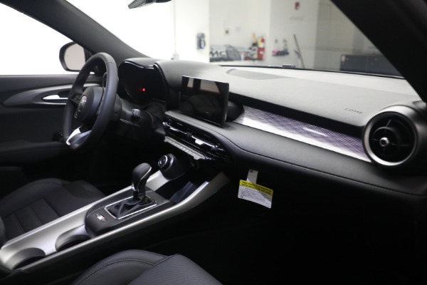 New 2024 Alfa Romeo Tonale Ti for sale Call for price at Bentley Greenwich in Greenwich CT 06830 18