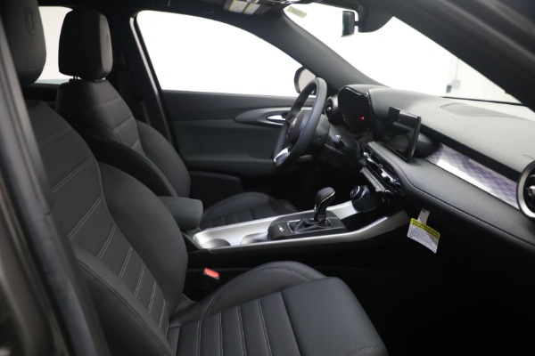 New 2024 Alfa Romeo Tonale Ti for sale Call for price at Bentley Greenwich in Greenwich CT 06830 19
