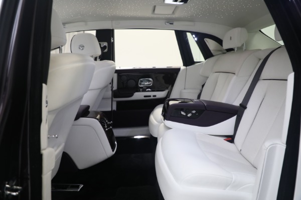 Used 2018 Rolls-Royce Phantom for sale $339,900 at Bentley Greenwich in Greenwich CT 06830 11