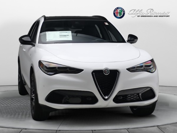 New 2024 Alfa Romeo Stelvio Ti for sale $53,820 at Bentley Greenwich in Greenwich CT 06830 17