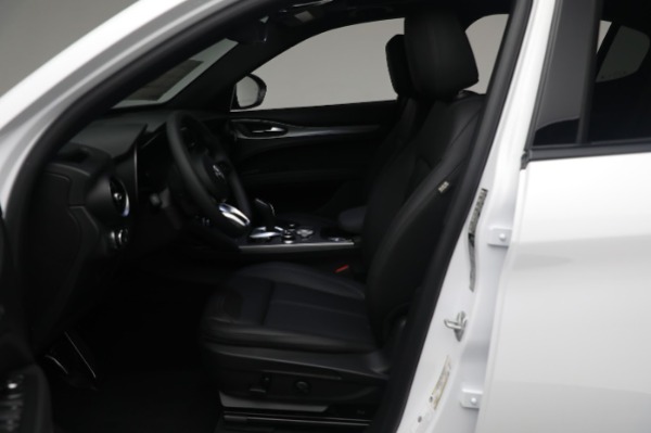 New 2024 Alfa Romeo Stelvio Ti for sale Sold at Bentley Greenwich in Greenwich CT 06830 19