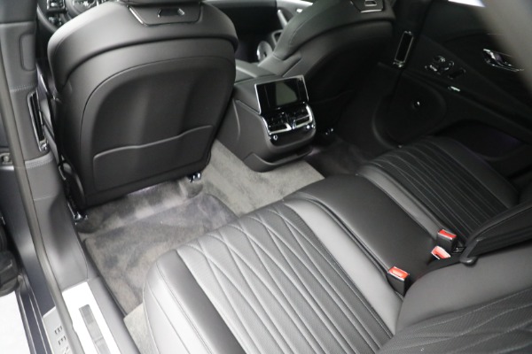 Used 2022 Bentley Flying Spur V8 for sale Sold at Bentley Greenwich in Greenwich CT 06830 26