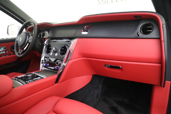 New 2023 Rolls-Royce Cullinan for sale Sold at Bentley Greenwich in Greenwich CT 06830 25