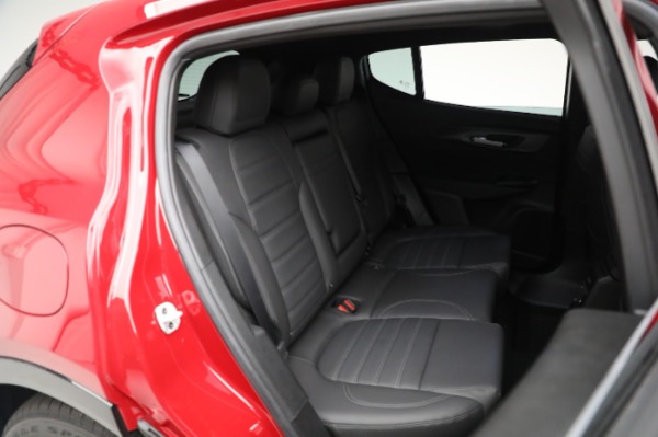 New 2024 Alfa Romeo Tonale Ti for sale $49,790 at Bentley Greenwich in Greenwich CT 06830 23