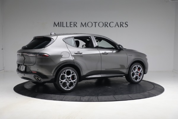 New 2024 Alfa Romeo Tonale Veloce for sale $57,300 at Bentley Greenwich in Greenwich CT 06830 10