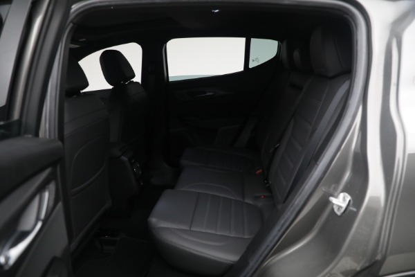 Used 2024 Alfa Romeo Tonale Hybrid Veloce for sale $26,900 at Bentley Greenwich in Greenwich CT 06830 23