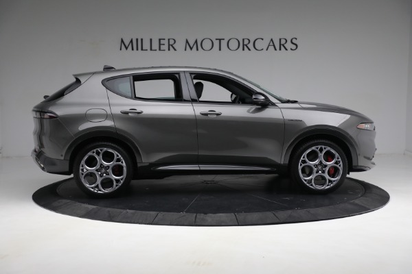 New 2024 Alfa Romeo Tonale Veloce for sale $55,300 at Bentley Greenwich in Greenwich CT 06830 14