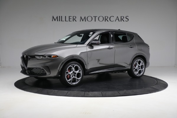 New 2024 Alfa Romeo Tonale Veloce for sale $55,300 at Bentley Greenwich in Greenwich CT 06830 3