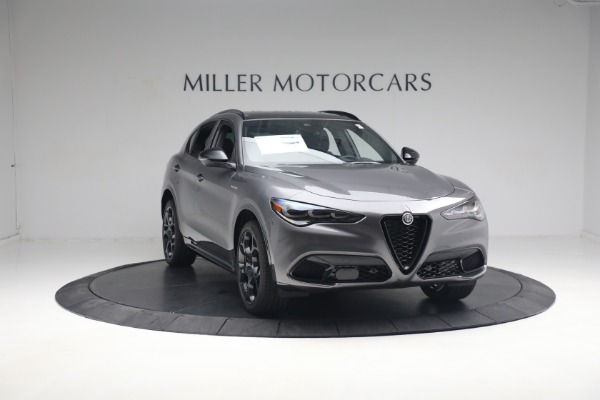 New 2024 Alfa Romeo Stelvio Veloce for sale Sold at Bentley Greenwich in Greenwich CT 06830 15