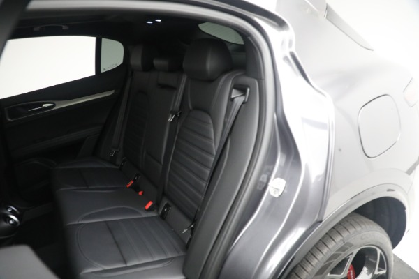 New 2024 Alfa Romeo Stelvio Veloce for sale Sold at Bentley Greenwich in Greenwich CT 06830 21