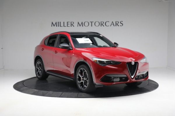 New 2024 Alfa Romeo Stelvio Ti for sale $54,320 at Bentley Greenwich in Greenwich CT 06830 14