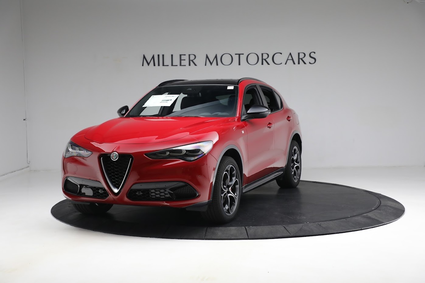 New 2024 Alfa Romeo Stelvio Ti for sale $54,320 at Bentley Greenwich in Greenwich CT 06830 1