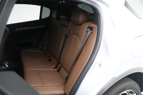 New 2024 Alfa Romeo Stelvio Ti for sale $55,230 at Bentley Greenwich in Greenwich CT 06830 22