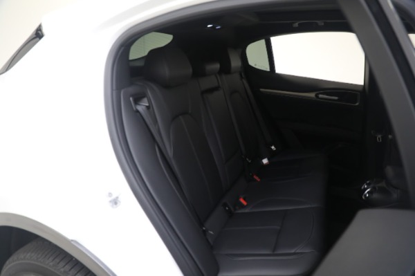 New 2024 Alfa Romeo Stelvio Ti for sale $53,820 at Bentley Greenwich in Greenwich CT 06830 25