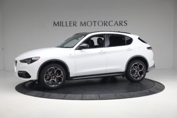 New 2024 Alfa Romeo Stelvio Ti for sale $53,820 at Bentley Greenwich in Greenwich CT 06830 3