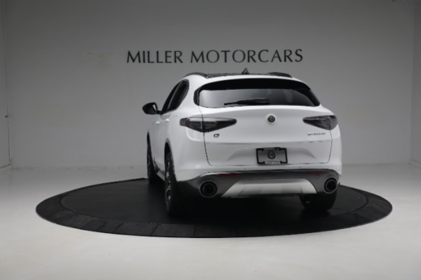 New 2024 Alfa Romeo Stelvio Ti for sale $53,820 at Bentley Greenwich in Greenwich CT 06830 8