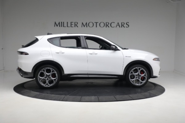 New 2024 Alfa Romeo Tonale Veloce for sale $56,640 at Bentley Greenwich in Greenwich CT 06830 12