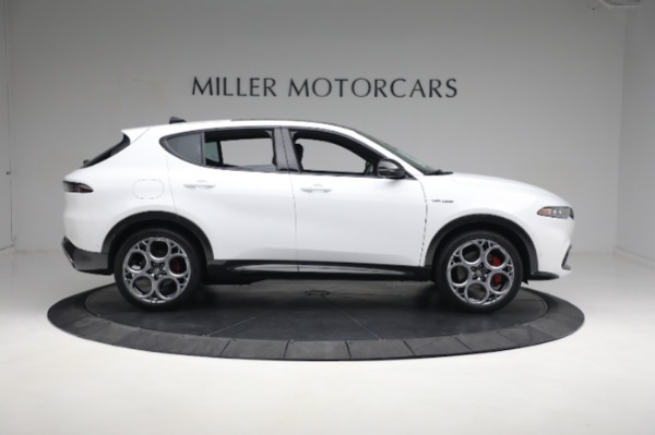 New 2024 Alfa Romeo Tonale Veloce for sale $56,640 at Bentley Greenwich in Greenwich CT 06830 13