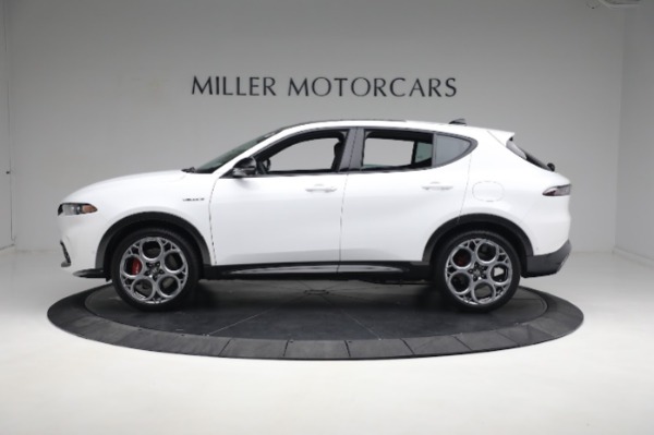 New 2024 Alfa Romeo Tonale Veloce for sale $56,640 at Bentley Greenwich in Greenwich CT 06830 4