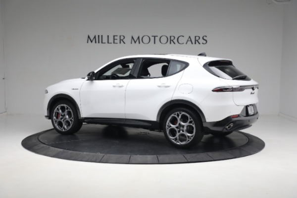 New 2024 Alfa Romeo Tonale Veloce for sale $56,640 at Bentley Greenwich in Greenwich CT 06830 5
