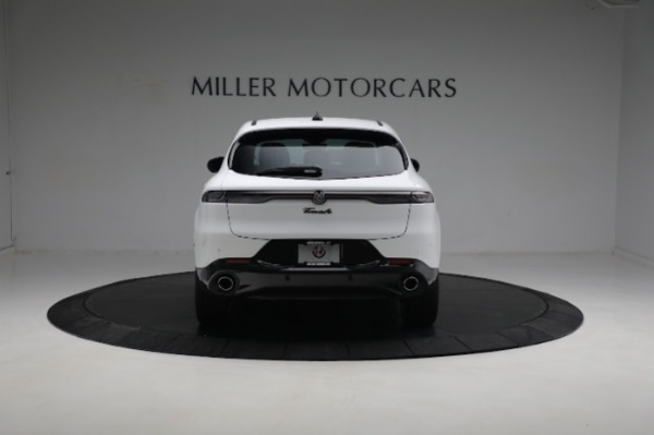 New 2024 Alfa Romeo Tonale Veloce for sale $56,640 at Bentley Greenwich in Greenwich CT 06830 8
