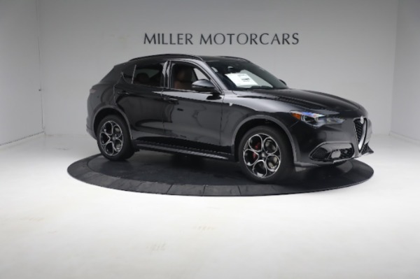 New 2024 Alfa Romeo Stelvio Ti for sale $55,230 at Bentley Greenwich in Greenwich CT 06830 15
