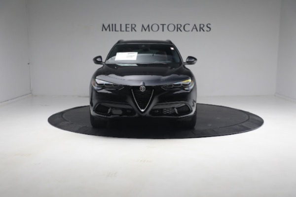 New 2024 Alfa Romeo Stelvio Ti for sale $55,230 at Bentley Greenwich in Greenwich CT 06830 18