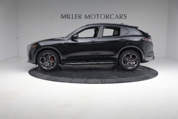 New 2024 Alfa Romeo Stelvio Ti for sale $55,230 at Bentley Greenwich in Greenwich CT 06830 4