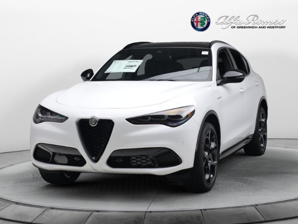 New 2024 Alfa Romeo Stelvio Veloce for sale $57,795 at Bentley Greenwich in Greenwich CT 06830 2