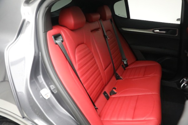 New 2024 Alfa Romeo Stelvio Veloce for sale $59,205 at Bentley Greenwich in Greenwich CT 06830 21
