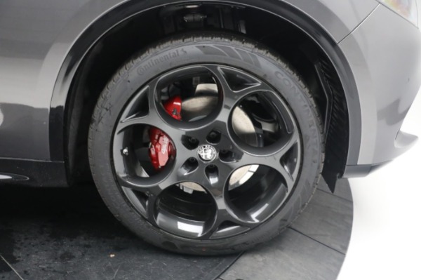 New 2024 Alfa Romeo Stelvio Veloce for sale $59,205 at Bentley Greenwich in Greenwich CT 06830 27