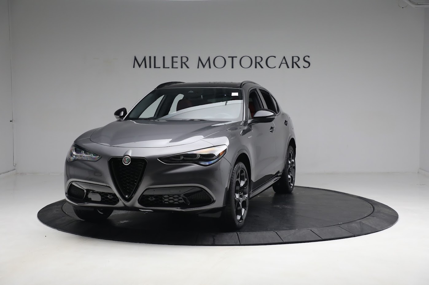 New 2024 Alfa Romeo Stelvio Veloce for sale $59,205 at Bentley Greenwich in Greenwich CT 06830 1