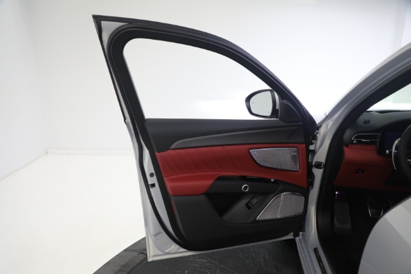 New 2023 Maserati Grecale Modena for sale $91,601 at Bentley Greenwich in Greenwich CT 06830 23