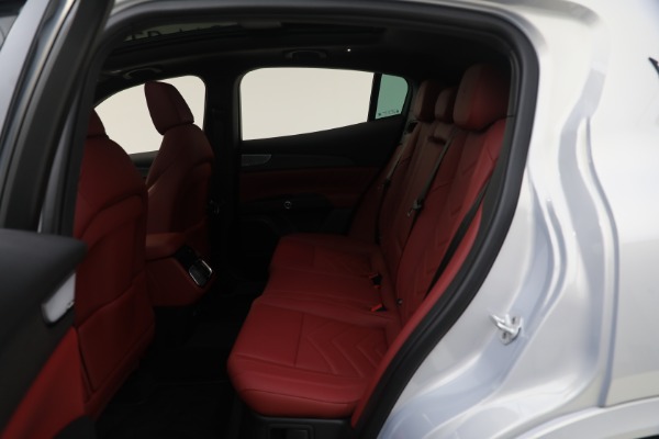 New 2023 Maserati Grecale Modena for sale $91,601 at Bentley Greenwich in Greenwich CT 06830 26