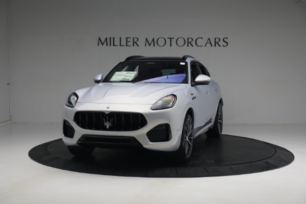 New 2023 Maserati Grecale Modena for sale $91,601 at Bentley Greenwich in Greenwich CT 06830 1