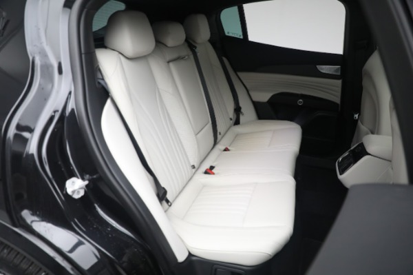 New 2023 Maserati Grecale Modena for sale $88,301 at Bentley Greenwich in Greenwich CT 06830 23