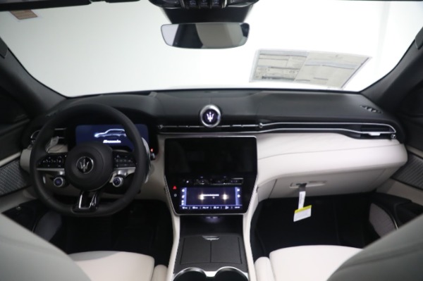 New 2023 Maserati Grecale Modena for sale $88,301 at Bentley Greenwich in Greenwich CT 06830 26