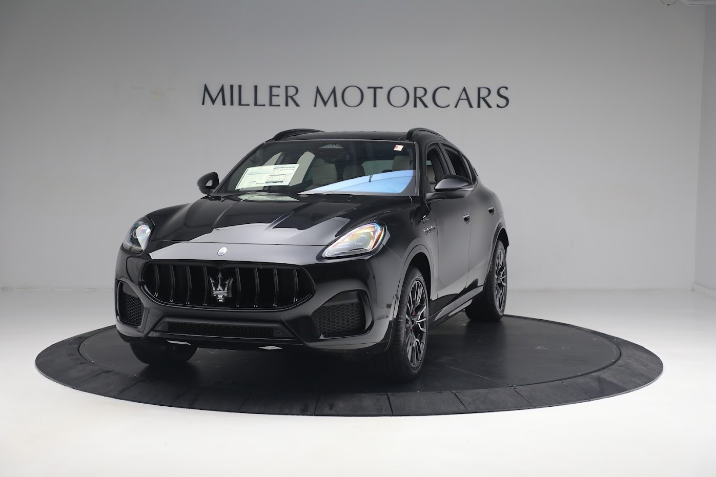 New 2023 Maserati Grecale Modena for sale $88,301 at Bentley Greenwich in Greenwich CT 06830 1